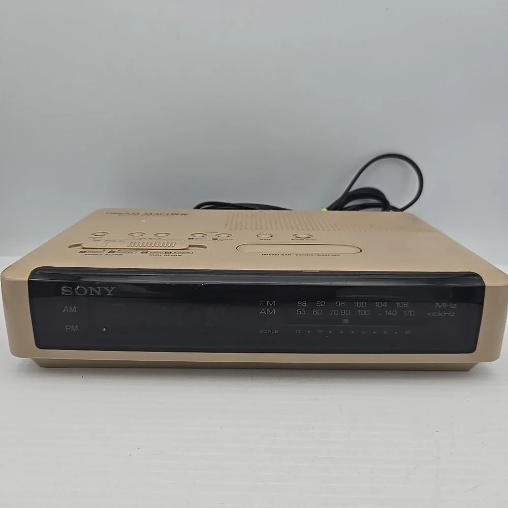 Vintage SONY ICF-C320 AM FM Radio Alarm Clock Dream‎ Machine Red LED Face Tested